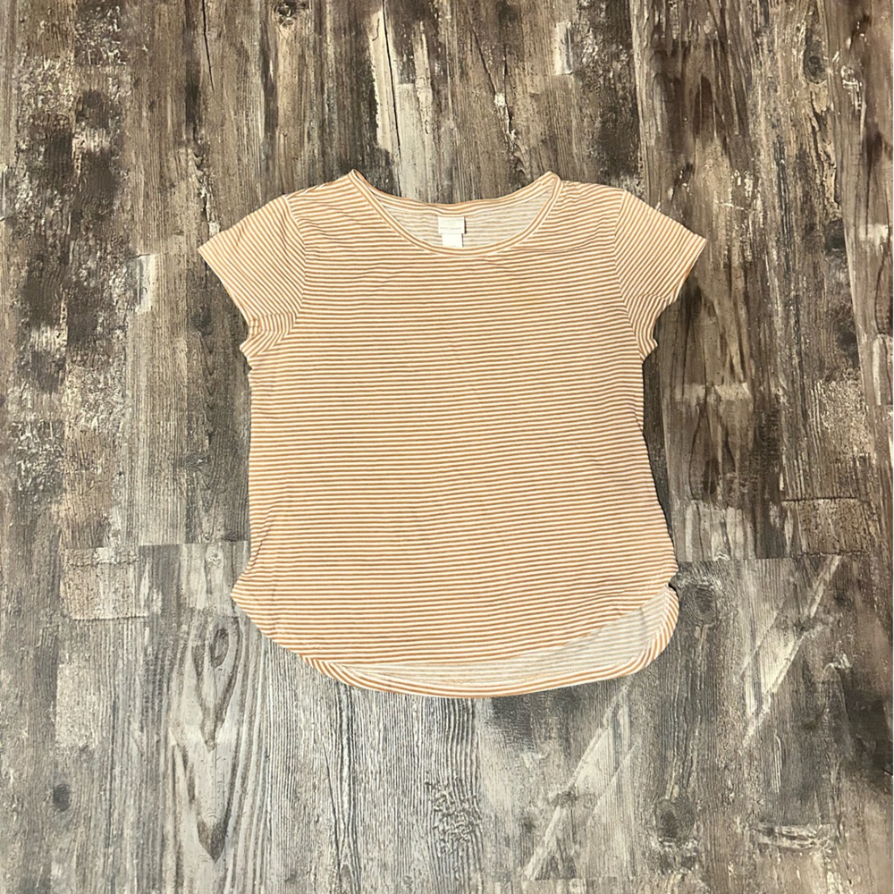 H&M T-Shirt Size Small